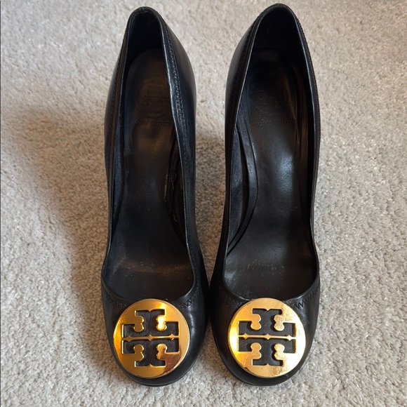 Tory Burch Maddie Black Calf Leather and Gold Logo Women's Stacked Heel - Picture 2 of 4